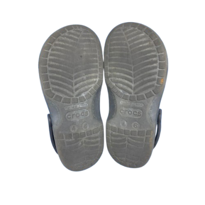 Sandálias Crocs clásicas talla 4 / 24cm - gris - USADA - Image 2