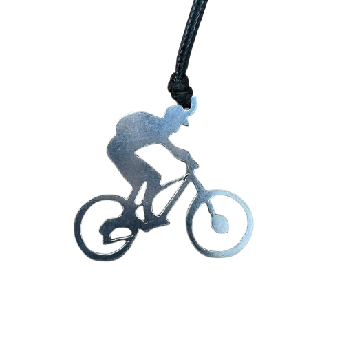 Dije metálico de ciclista -1
