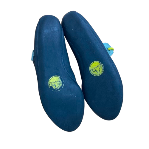 Zapato para escalada LaSportiva Mythos - Verde - 40.5 EUR - USADO - Image 2